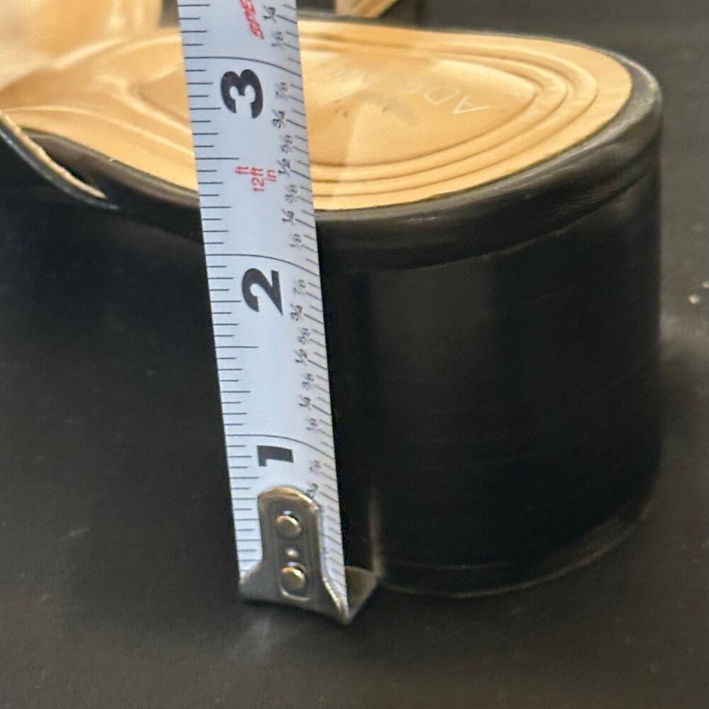 Adrienne Vittadini Women's ADELYN Block Heel Sandals Size 9 Like New! - Picture 9 of 9